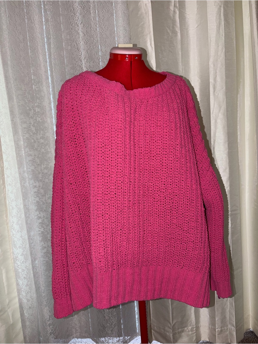 American Eagle Outfitters Hot Pink Chunky Crewneck Sweater